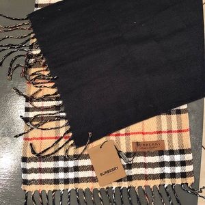 Authentic Burberry Beige Cashmere Scarf